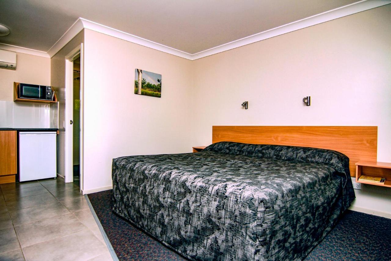 Mundubbera Billabong Motor Inn Екстер'єр фото